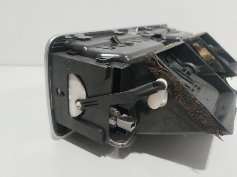 Recambio de aireador central para land rover range rover (lm) td6 hse referencia OEM IAM H52000291060  