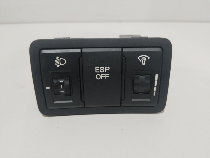 Recambio de conjunto interruptores para hyundai i30 (fd) 1.6 crdi referencia OEM IAM 5389L2  