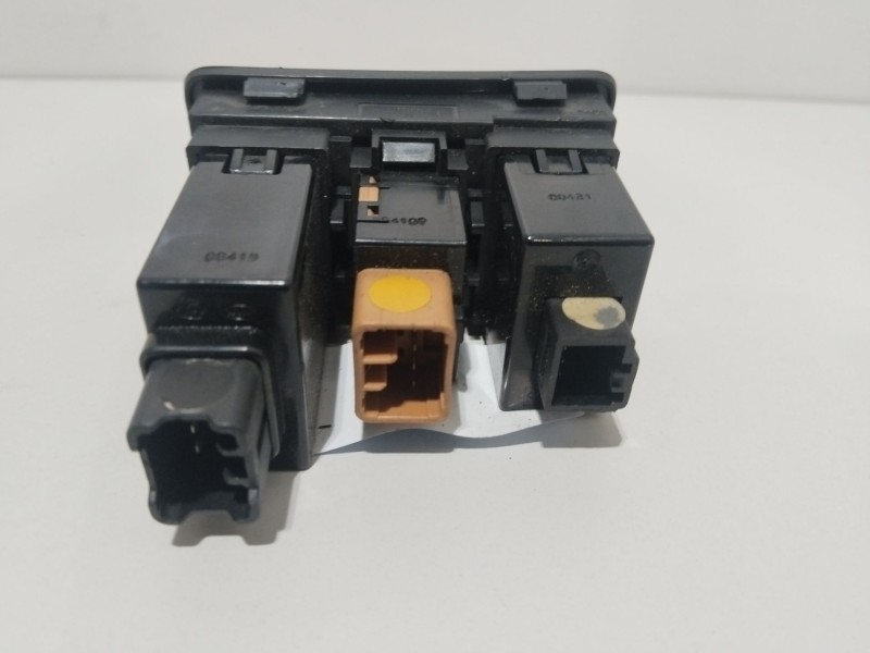 Recambio de conjunto interruptores para hyundai i30 (fd) 1.6 crdi referencia OEM IAM 5389L2  