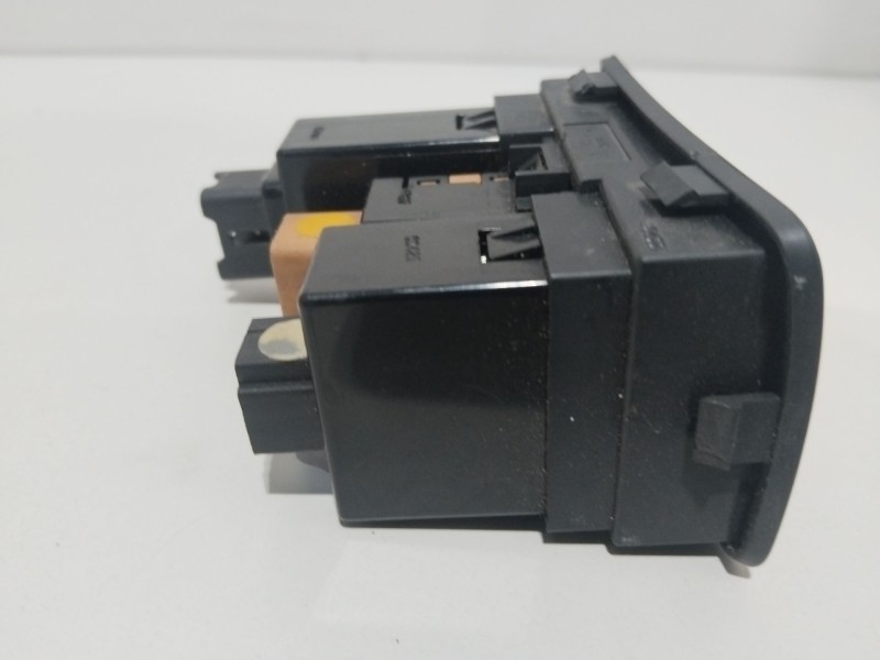 Recambio de conjunto interruptores para hyundai i30 (fd) 1.6 crdi referencia OEM IAM 5389L2  