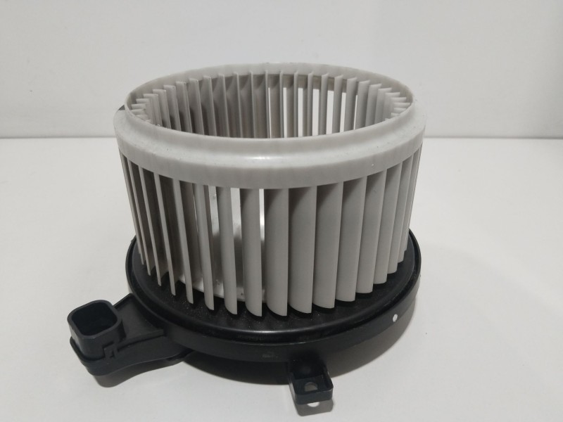 Recambio de motor calefaccion para nissan x-trail iii (t32_, t32r, t32rr) 1.3 dig-t referencia OEM IAM 272V06LE0B  