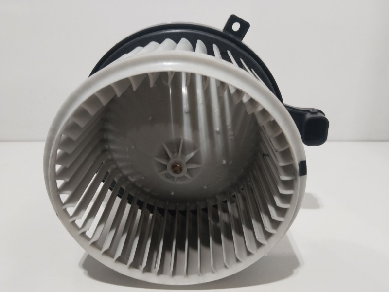 Recambio de motor calefaccion para nissan x-trail iii (t32_, t32r, t32rr) 1.3 dig-t referencia OEM IAM 272V06LE0B  