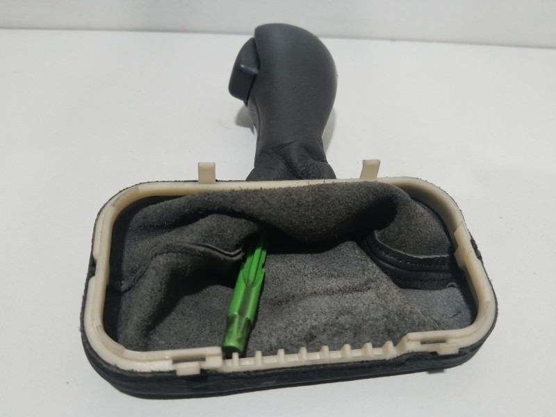 Recambio de pomo palanca cambio para land rover range rover (lm) td6 hse referencia OEM IAM UCD000022  