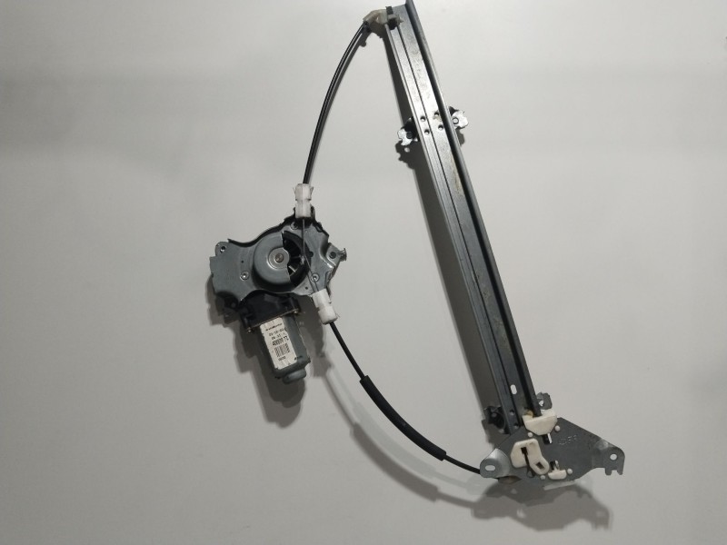 Recambio de elevalunas delantero derecho para nissan almera (n16/e) acenta referencia OEM IAM 400600T7 2 PINES 