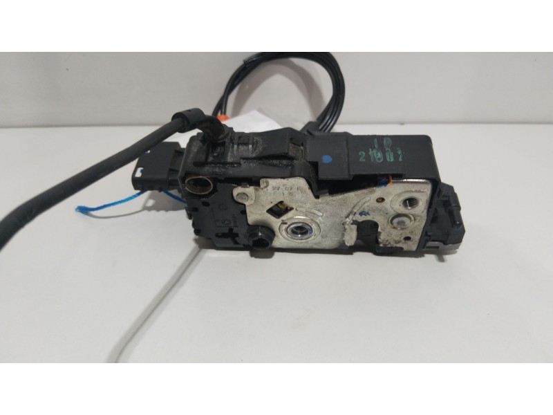Recambio de cerradura puerta trasera izquierda para citroën c4 picasso sx referencia OEM IAM 24090816  