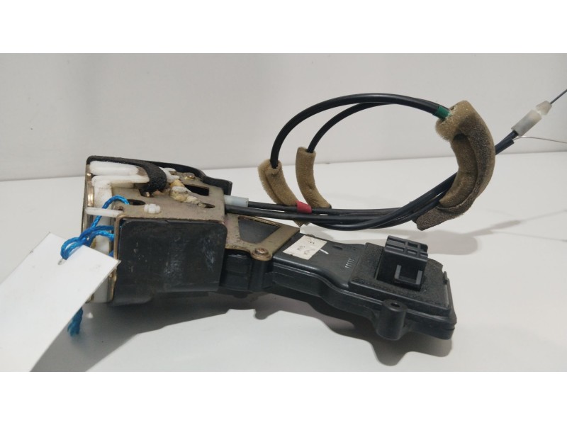 Recambio de cerradura puerta trasera izquierda para mazda 6 hatchback (gg) 2.3 (gg3s) referencia OEM IAM   