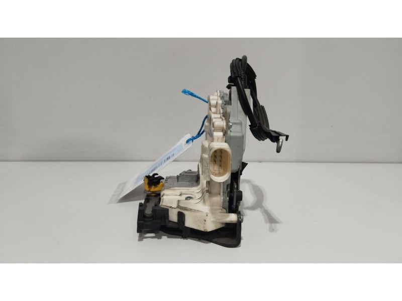 Recambio de cerradura puerta trasera derecha para seat leon (1p1) 1.4 tsi referencia OEM IAM   