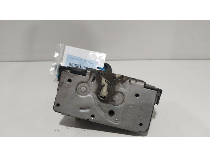 Recambio de cerradura puerta delantera derecha para opel corsa d expression referencia OEM IAM 13258274  