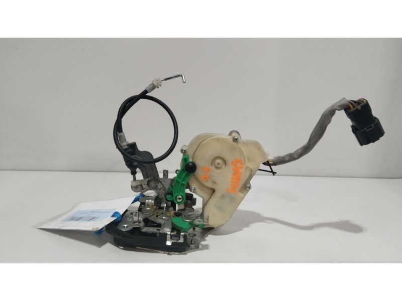 Recambio de cerradura puerta delantera derecha para kia sorento 2.5 crdi active referencia OEM IAM A0r5777  