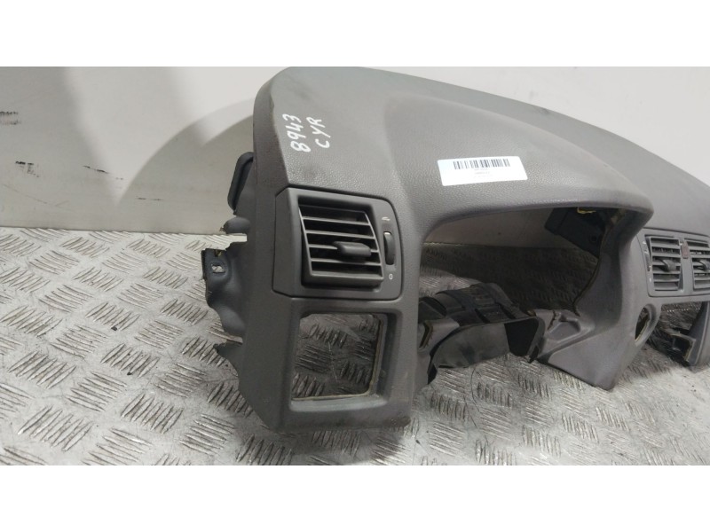 Recambio de salpicadero para volvo s40 ii (544) 2.0 d referencia OEM IAM 39889253  