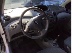toyota yaris (_p1_) del año 1999 2