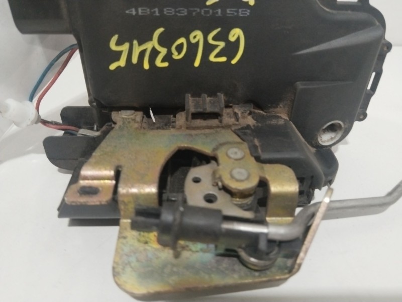 Recambio de cerradura puerta delantera izquierda para audi a6 c5 (4b2, 4b4) 2.4 referencia OEM IAM 4B1837015B  
