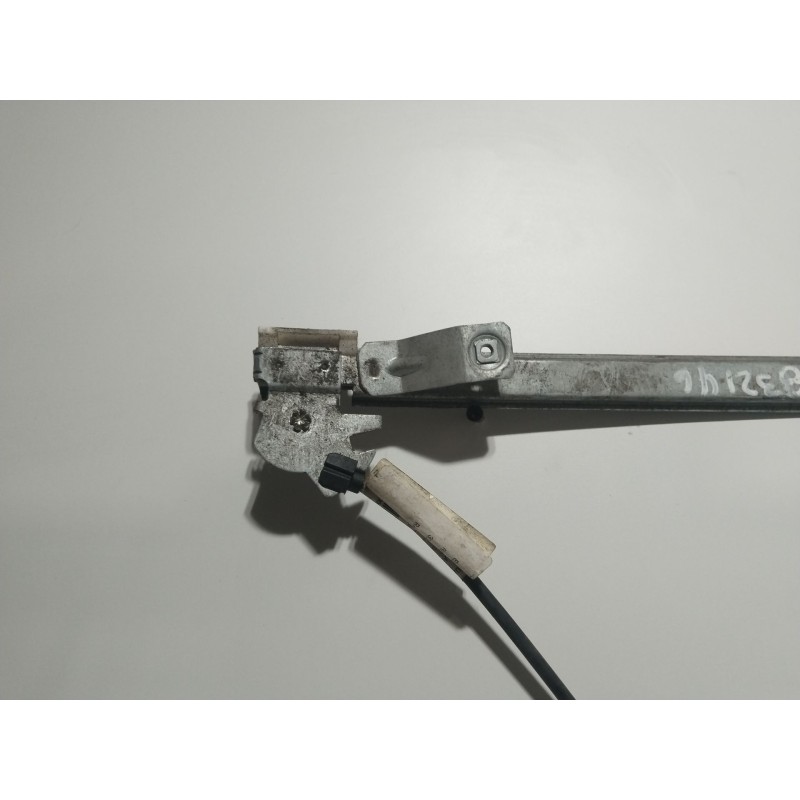 Recambio de elevalunas delantero izquierdo para renault megane i scenic (ja0) 1.9 d kaleido referencia OEM IAM 7700838592  