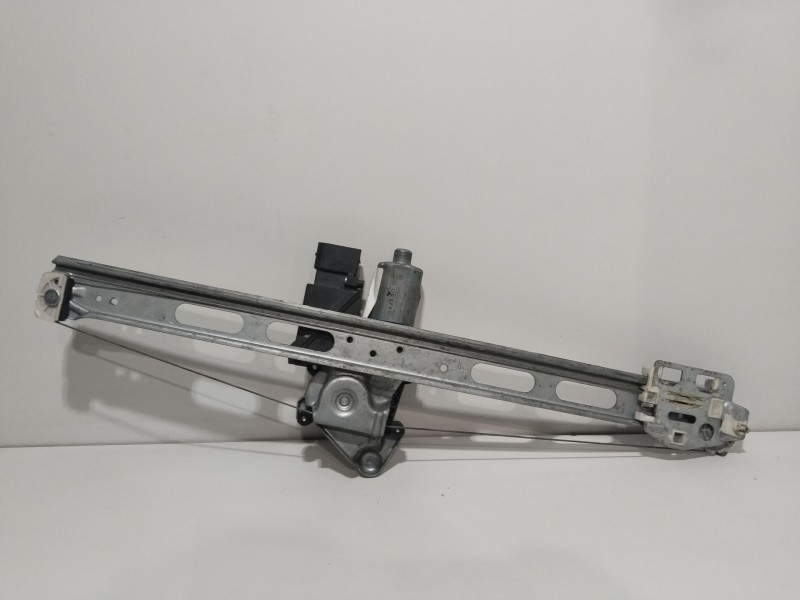 Recambio de elevalunas delantero derecho para mercedes-benz clase a (w168) 160 (168.033) referencia OEM IAM 1687202046  