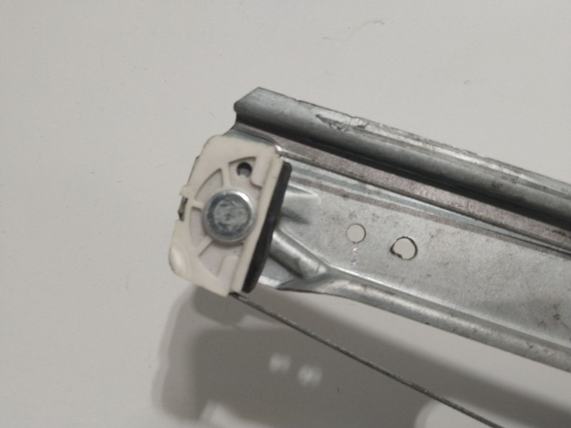 Recambio de elevalunas delantero derecho para mercedes-benz clase a (w168) 160 (168.033) referencia OEM IAM 1687202046  