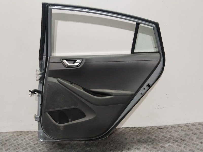 Recambio de puerta trasera derecha para hyundai ioniq (ae) 1.6 gdi hybrid referencia OEM IAM 77004G2010  GRIS