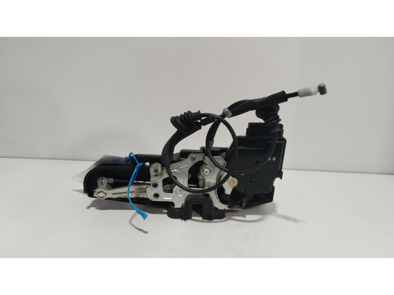 Recambio de cerradura puerta delantera izquierda para kia carens (un) concept referencia OEM IAM   