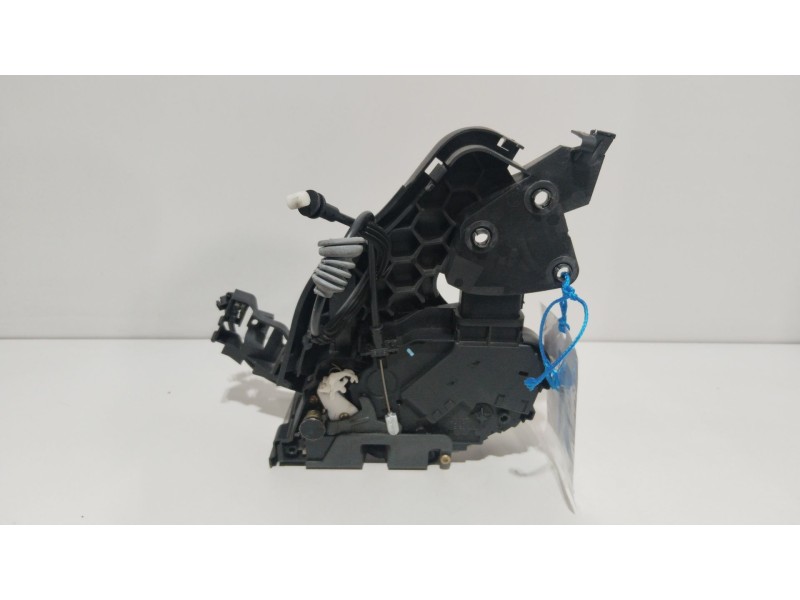 Recambio de cerradura puerta trasera izquierda para volvo s40 berlina 2.0 d kinetic referencia OEM IAM LH30699111  