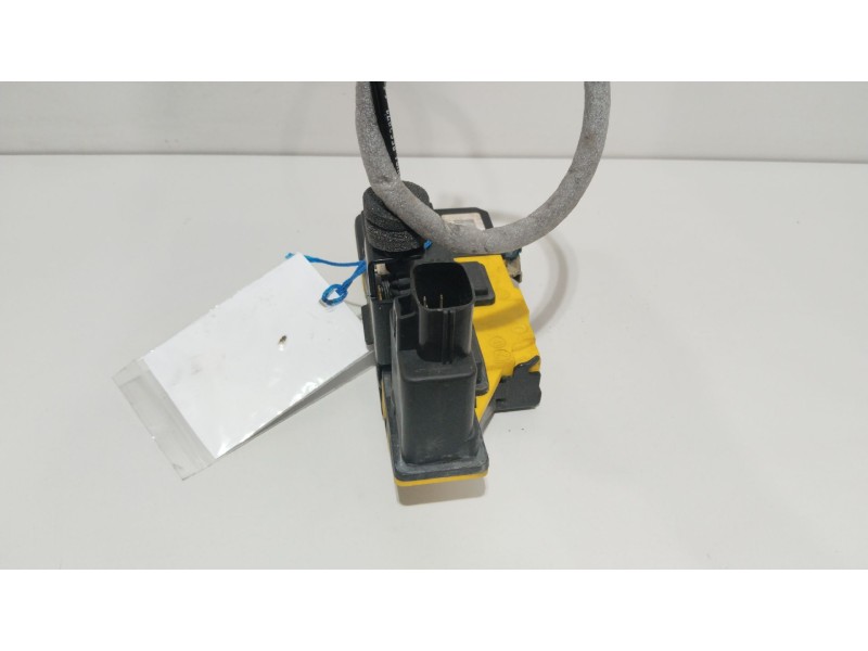 Recambio de cerradura puerta trasera izquierda para volvo xc90 i (275) d5 awd referencia OEM IAM 30663049  