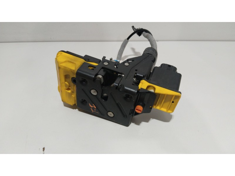 Recambio de cerradura puerta trasera izquierda para volvo xc90 i (275) d5 awd referencia OEM IAM 30663049  