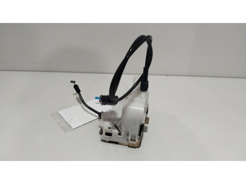 Recambio de cerradura puerta delantera derecha para renault scenic ii grand confort dynamique referencia OEM IAM 119121  