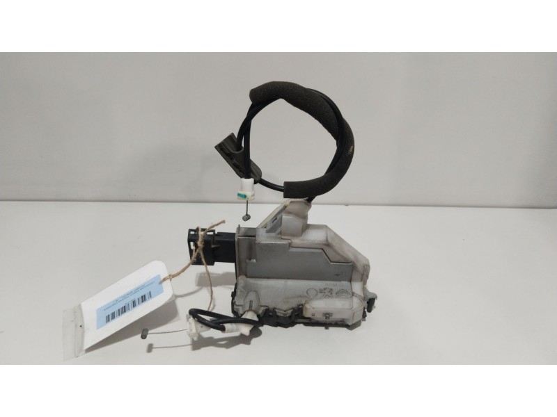 Recambio de cerradura puerta trasera izquierda para peugeot 5008 (0u_, 0e_) 1.6 hdi referencia OEM IAM   