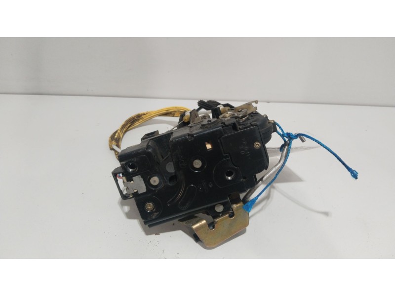 Recambio de cerradura puerta trasera derecha para audi a6 c5 (4b2, 4b4) 2.4 referencia OEM IAM   