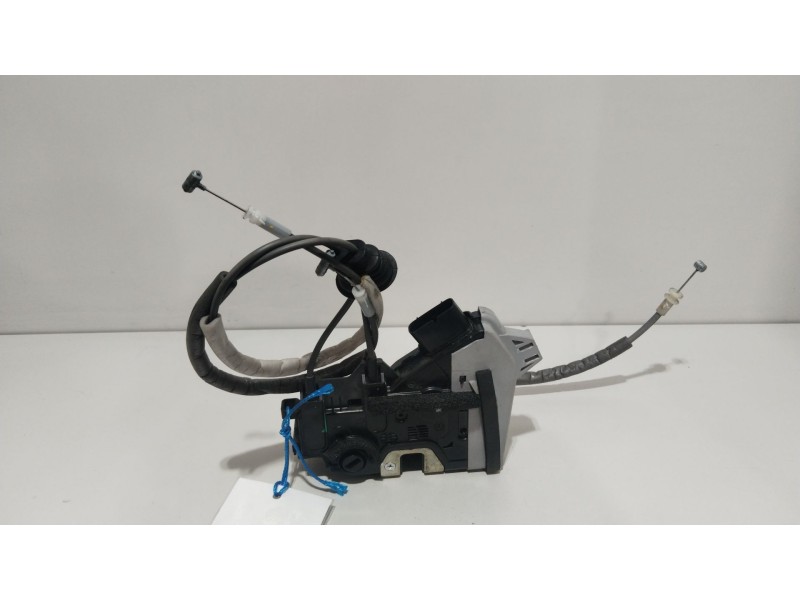 Recambio de cerradura puerta trasera derecha para hyundai ioniq (ae) 1.6 gdi hybrid referencia OEM IAM 81420G2000IHQ  