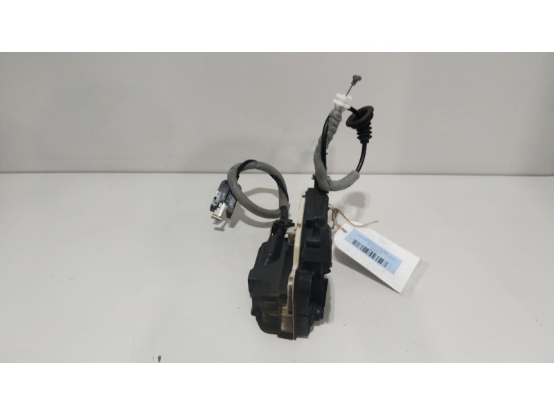 Recambio de cerradura puerta trasera izquierda para seat toledo iv (kg3) 1.6 tdi referencia OEM IAM 05E5E0839015A  