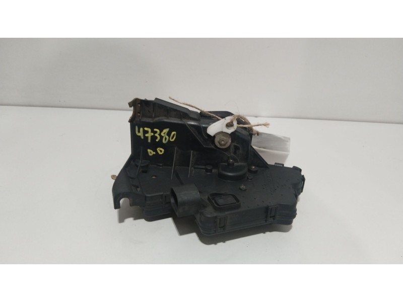 Recambio de cerradura puerta delantera derecha para bmw serie 3 berlina (e46) 316i referencia OEM IAM   