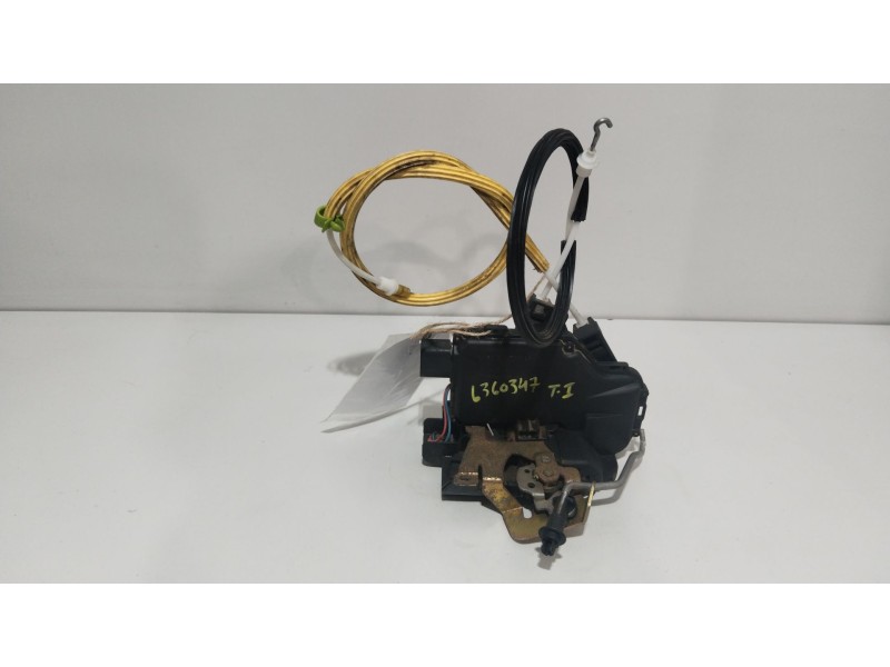 Recambio de cerradura puerta trasera izquierda para audi a6 c5 (4b2, 4b4) 2.4 referencia OEM IAM   