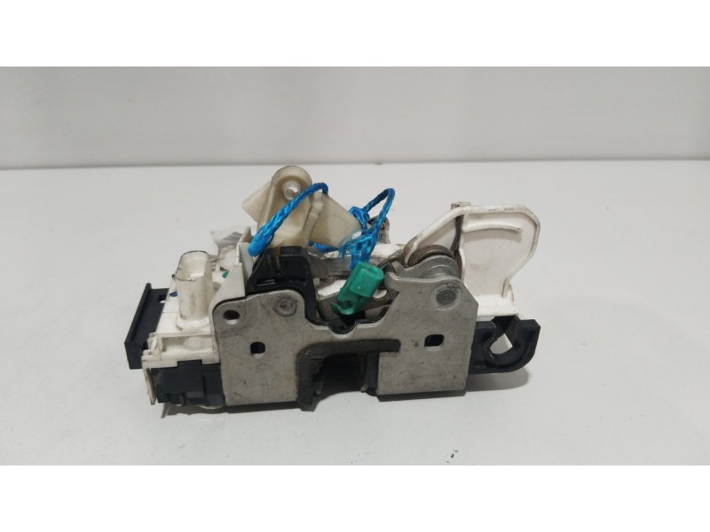 Recambio de cerradura puerta delantera izquierda para dodge caliber s referencia OEM IAM 04589409D  
