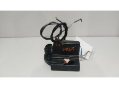 Recambio de cerradura puerta trasera derecha para ssangyong rodius i 2.7 xdi referencia OEM IAM