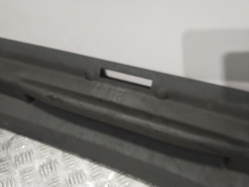 Recambio de moldura para land rover range rover (lm) td6 hse referencia OEM IAM 8264016  