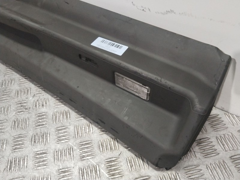 Recambio de moldura para land rover range rover (lm) td6 hse referencia OEM IAM 8264016  