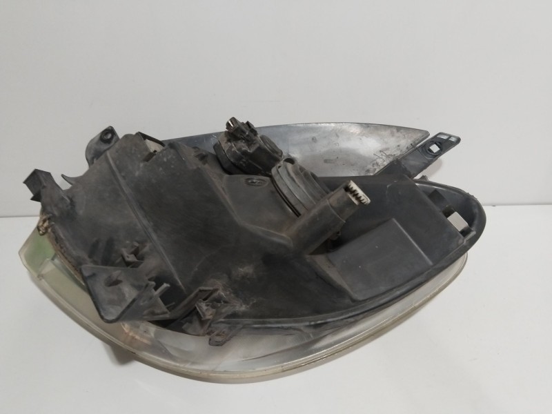 Recambio de faro derecho para citroën xsara picasso (n68) 1.6 hdi referencia OEM IAM 9649557380  89310180