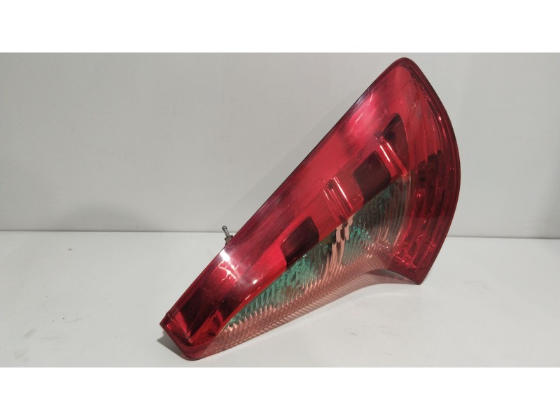 Recambio de piloto trasero derecho para citroën c4 coupé (la_) 1.4 16v referencia OEM IAM 9646801677  