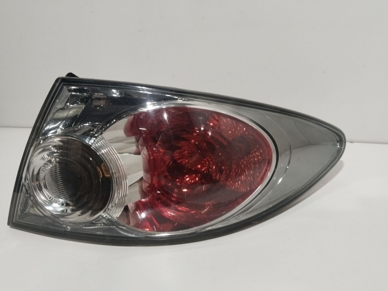 Recambio de piloto trasero derecho para mazda 6 hatchback (gg) 1.8 referencia OEM IAM 22061971  