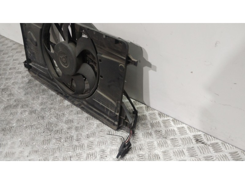 Recambio de electroventilador para mazda 3 (bk) 1.6 (bk14) referencia OEM IAM 3M5H8C607YA  
