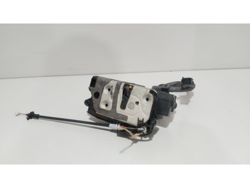 Recambio de cerradura puerta trasera izquierda para ford focus iii 1.6 ecoboost referencia OEM IAM 921765101  