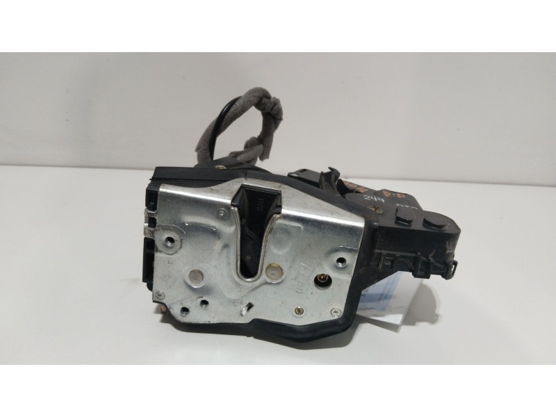 Recambio de cerradura puerta delantera derecha para bmw serie 3 touring (e46) 320d referencia OEM IAM   