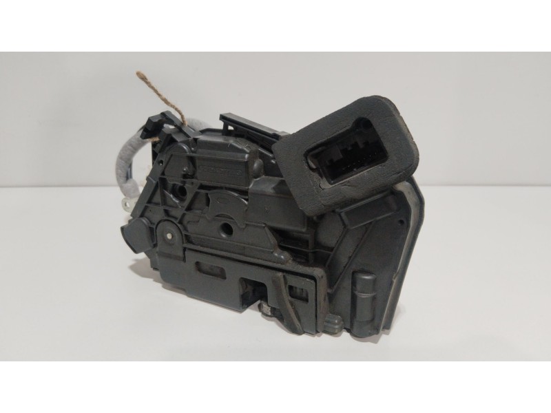 Recambio de cerradura puerta delantera derecha para seat toledo (kg3) reference referencia OEM IAM 16J5E1837016A  