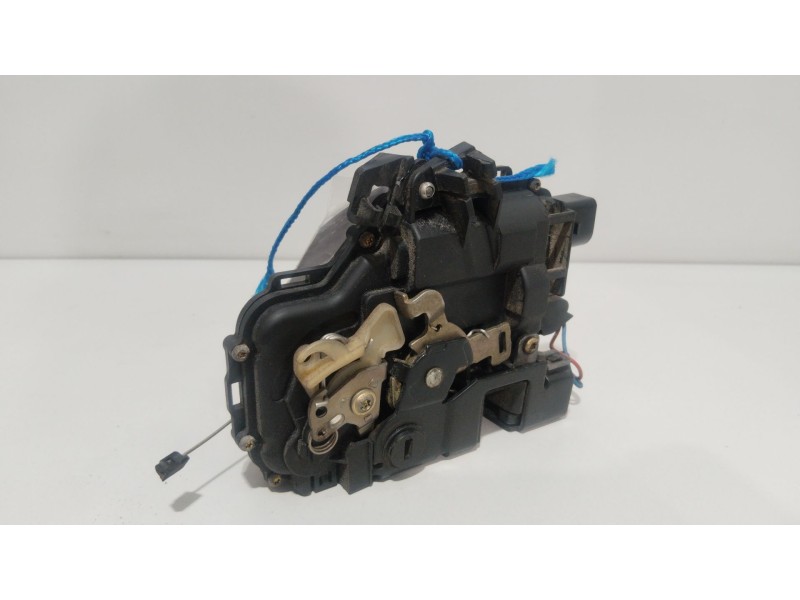 Recambio de cerradura puerta trasera izquierda para seat leon (1m1) 1.6 16 v referencia OEM IAM 3B4839015M  