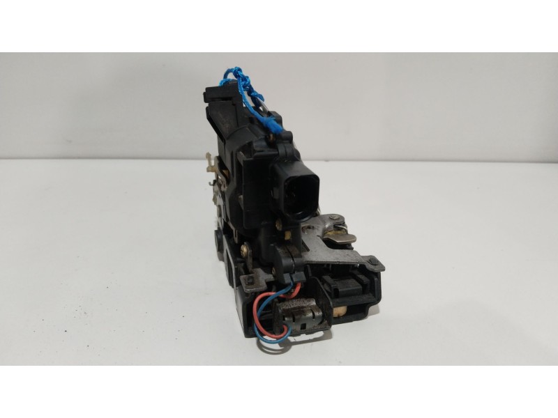 Recambio de cerradura puerta trasera izquierda para seat leon (1m1) 1.6 16 v referencia OEM IAM 3B4839015M  