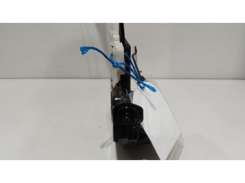 Recambio de cerradura puerta delantera izquierda para kia opirus (gh) 3.5 referencia OEM IAM   