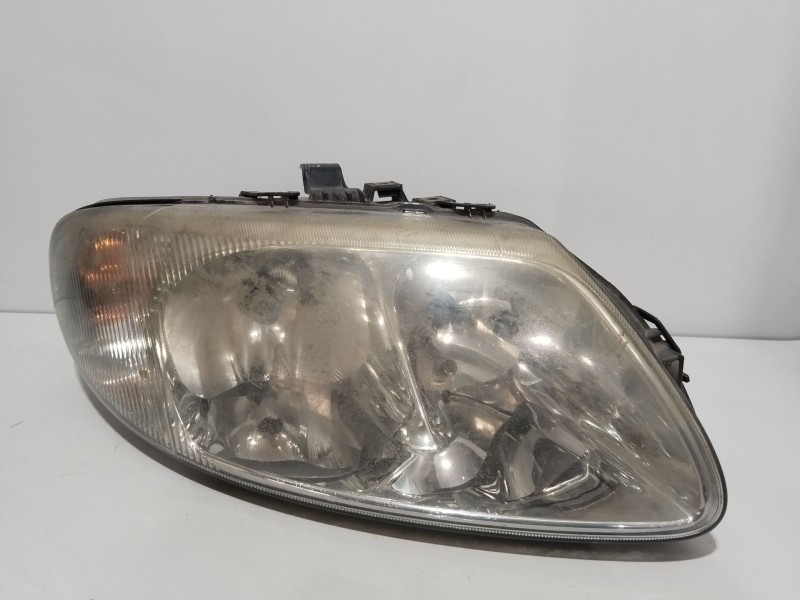 Recambio de faro derecho para chrysler voyager (rg) 2.5 crd lx referencia OEM IAM 04857702AB  