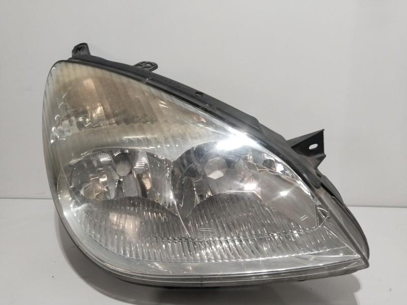 Recambio de faro derecho para citroën c5 berlina 2.0 hdi sx referencia OEM IAM 6205X2  