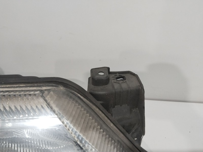 Recambio de faro derecho para renault laguna ii grandtour (kg0) dynamique referencia OEM IAM 7701061671  