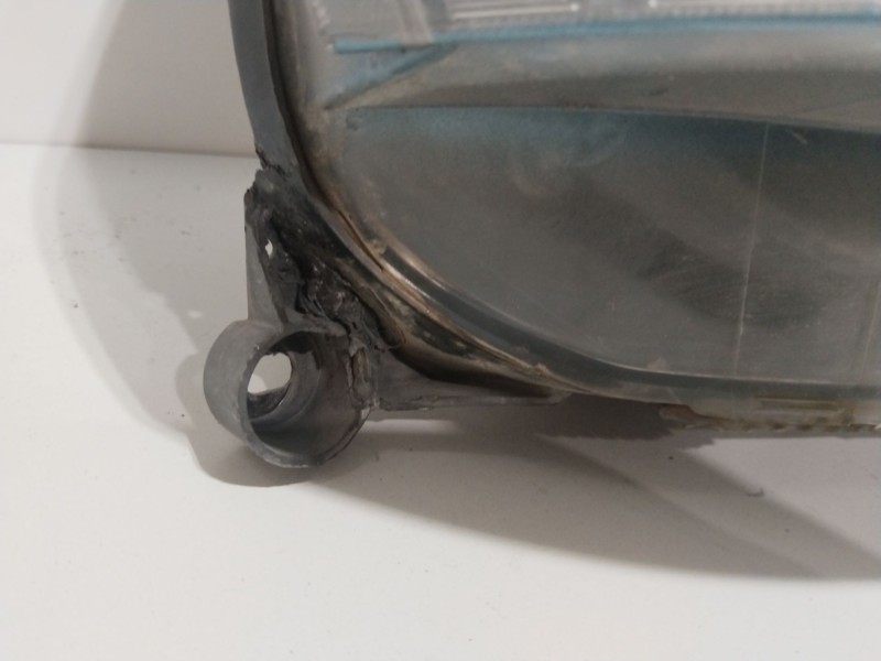 Recambio de faro derecho para renault clio ii fase ii (b/cb0) community referencia OEM IAM 8200478985  