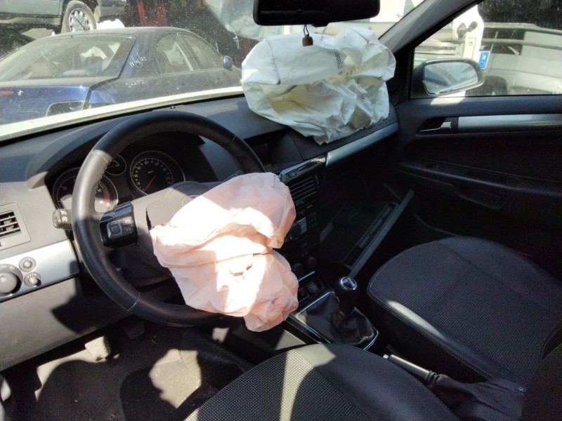 opel astra h (a04) del año 2007